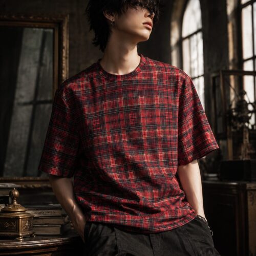 Roter Tartan Rebellion Oversized Baumwoll-T-Shirt – T-Shirts – SHiiRTS