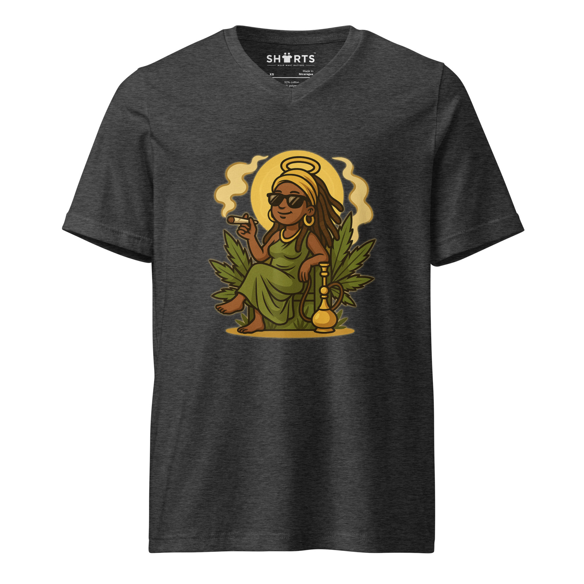 Mama Ganja Kurzärmeliges Unisex-T-Shirt mit V-Ausschnitt – T-Shirts – SHiiRTS Mama Ganja Kurzärmeliges Unisex-T-Shirt mit V-Ausschnitt – T-Shirts – SHiiRTS