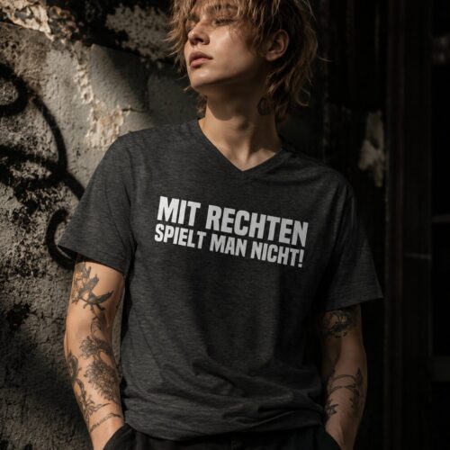 Mit Rechten Spielt Man Nicht Kurzärmeliges Unisex-T-Shirt mit V-Ausschnitt – T-Shirts – SHiiRTS